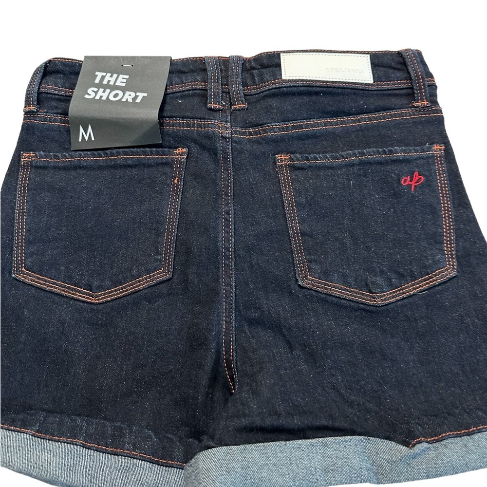 April Jeans Fit Leg Relaxed High Rise Short Jeans Size Medium - Picture 14 of 17